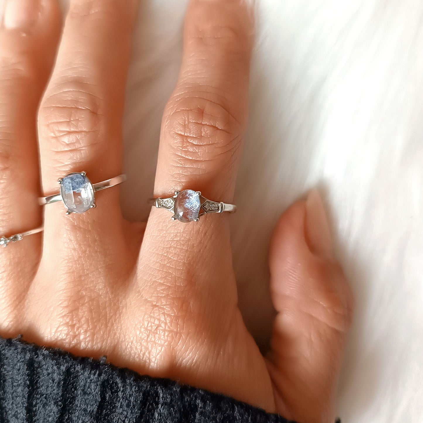 ANELLO DUMORTIERITE PIETRA TONDA