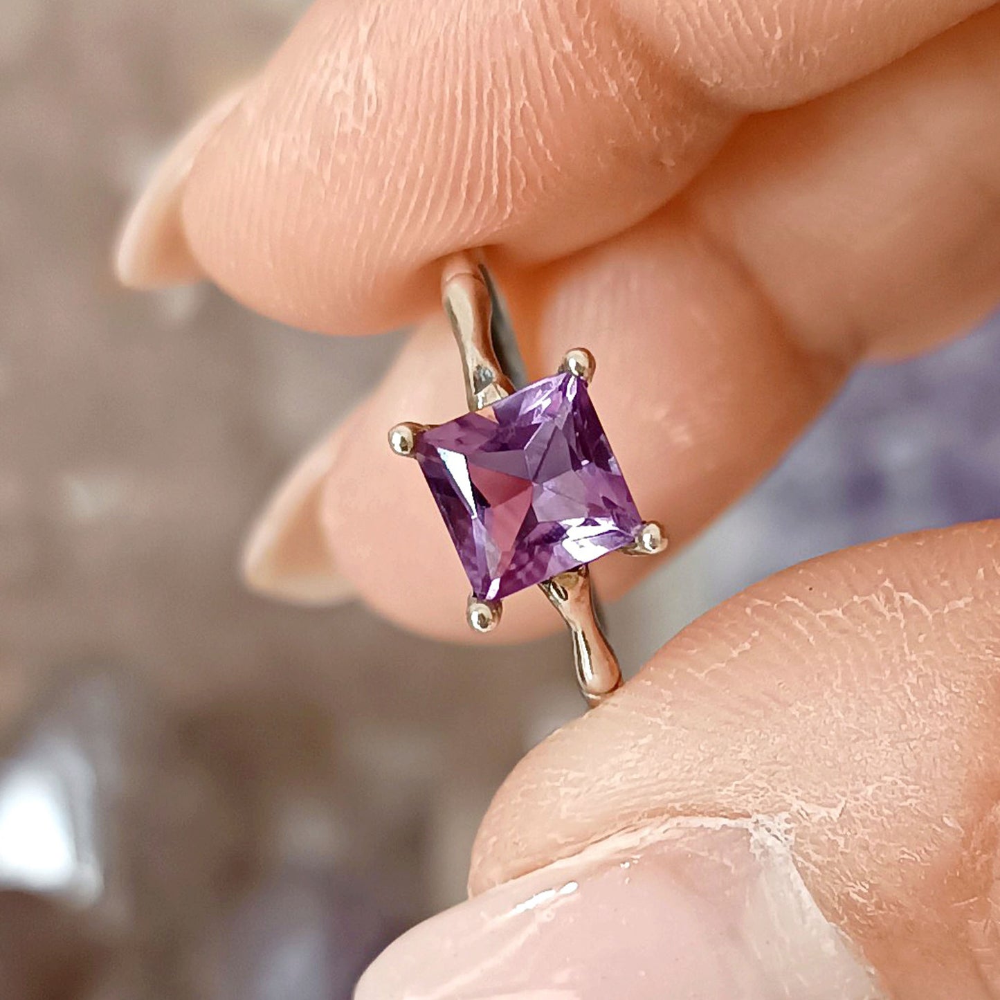 ANELLO REGOLABILE IN AMETISTA e argento 925