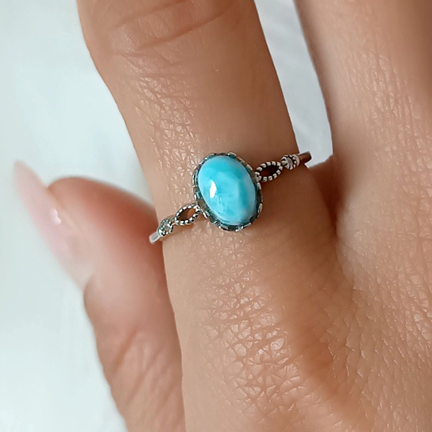 ANELLO RAGOLABILE in argento 925 con PIETRA LARIMAR