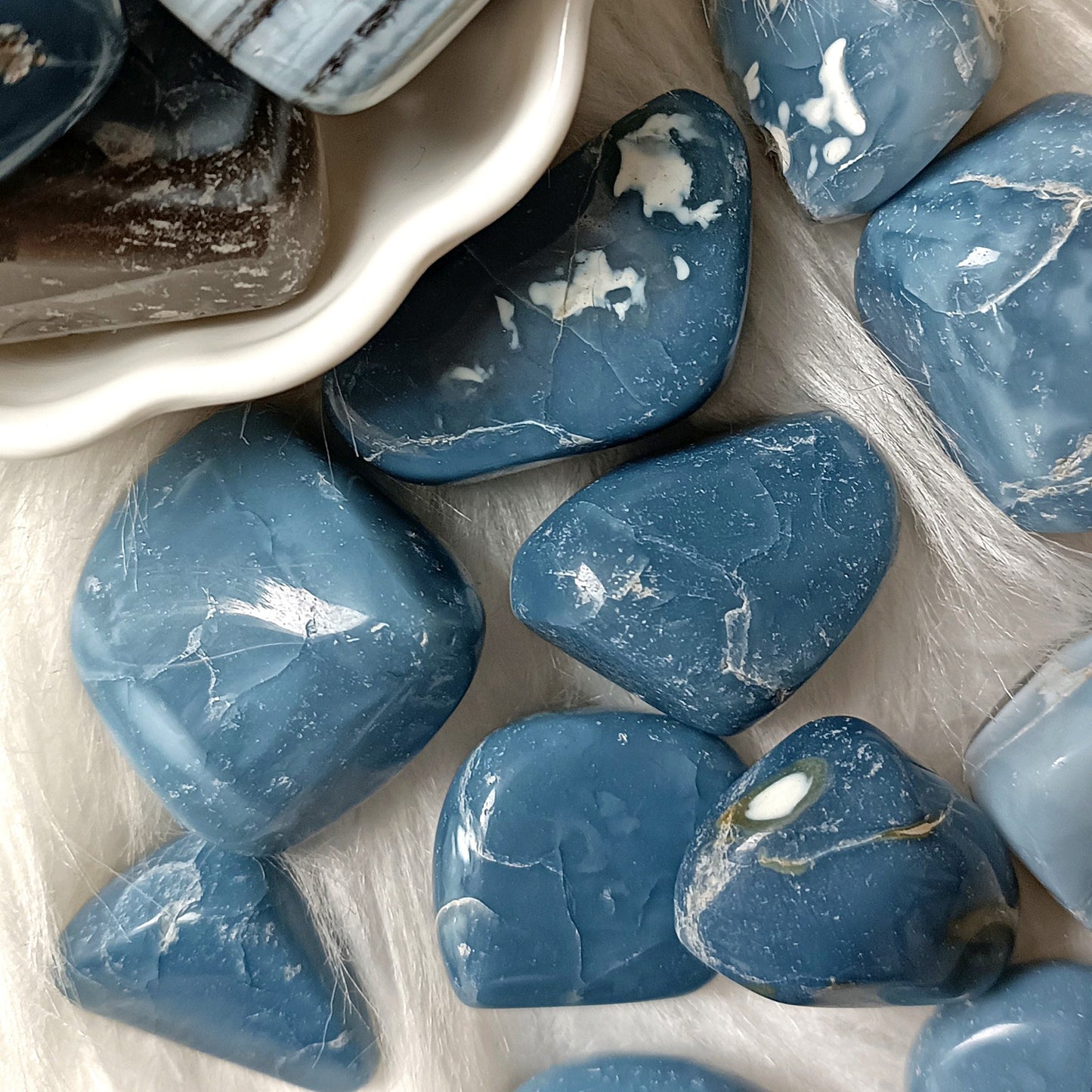PIETRA BURATTATA DI OPALE BLU