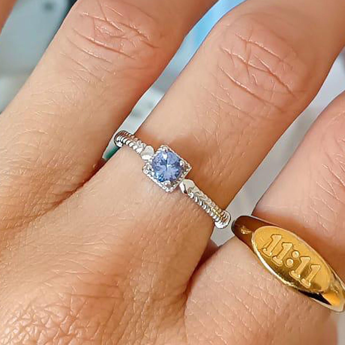 ANELLO REGOLABILE IN TANZANITE e ARGENTO