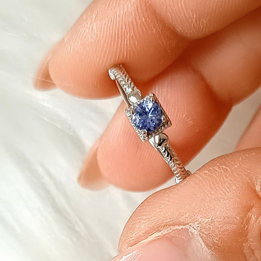 ANELLO REGOLABILE IN TANZANITE e ARGENTO