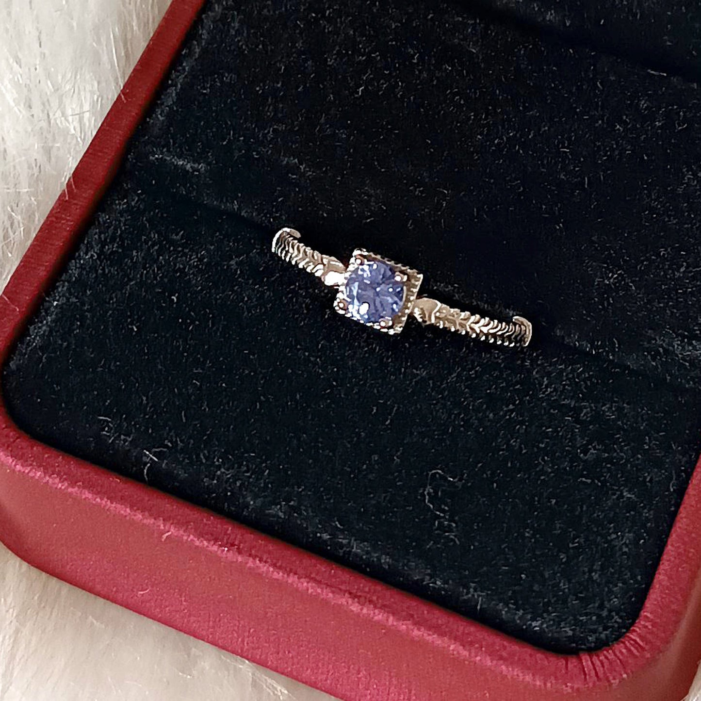 ANELLO REGOLABILE IN TANZANITE e ARGENTO